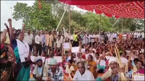 खूंटपानी: पान्ड्राशाली स्थित रूंगटा की रेलवे साइडिंग से उड़ते धूलकणों से ग्रामीण परेशान, बंद करने की मांग तेज