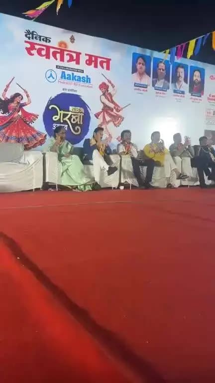 कटनी नगर//-
दैनिक स्वतंत्र मत गरबा महोत्सव में पहुंचे विधायक संजय सत्येंद्र पाठक...…