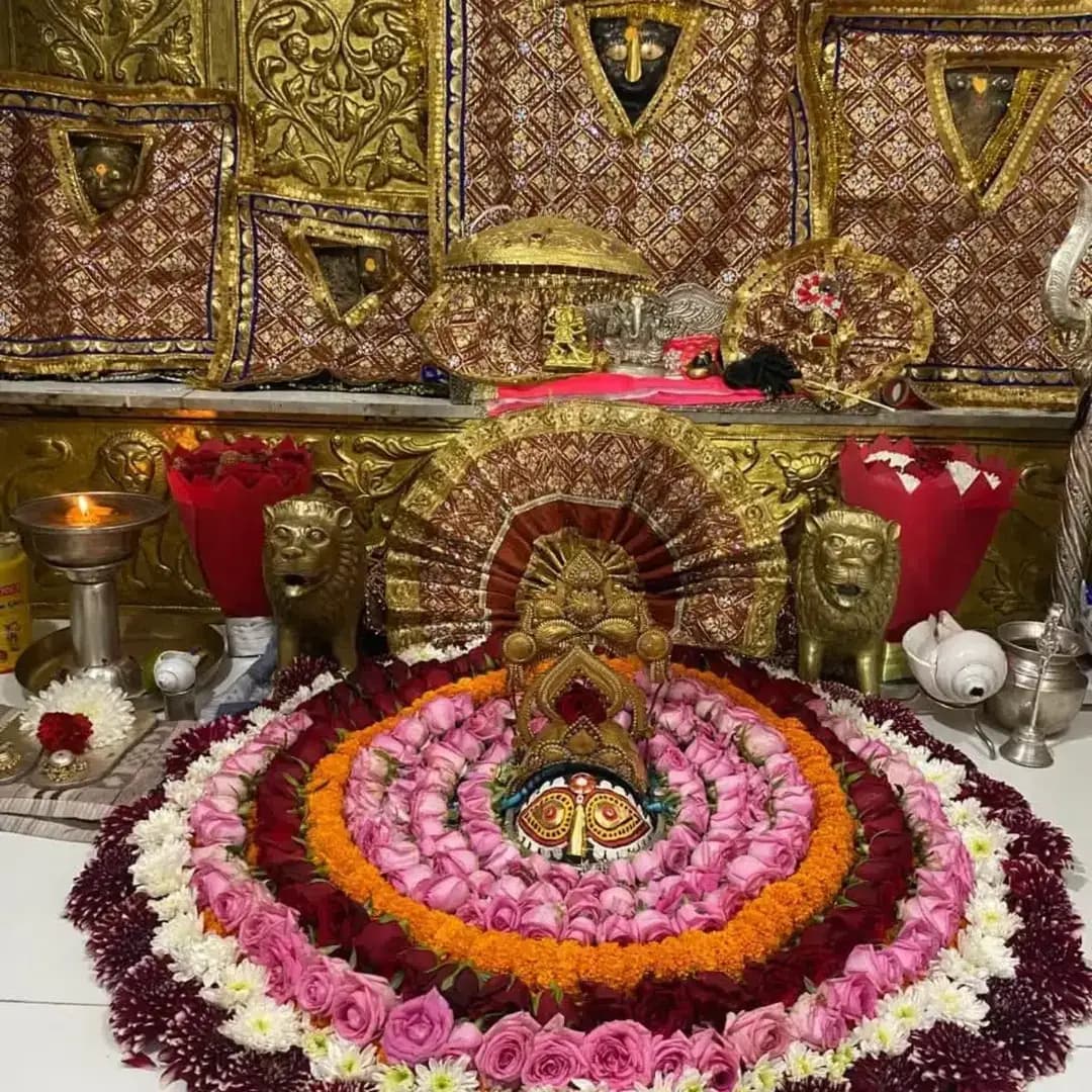 🚩🚩🚩🌹🌺🌺 ॥ ॐ ऐं ह्रीं क्लीं चामुण्डायै विच्चैः॥ 🌹🌺🌺🏵️🌸💐💐🍁🍁🍁 (माँ कालका के आज के श्रृंगार दर्शन)। व (मनसा देवी) जय माँ काली कालका वाली 🌻🌻🌻🌺🌺🍂🙏🙏🙏Like /comment /share / follow instagram and you tube subscribe
https://nsmpkp.com News Social Media Pinjore Kalka Panchkula Reporter mani Pinjore / kalka 18-10-2026,
my E-mail:manisharma4009@ gmail.com what's app no:-9896944009