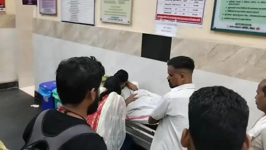 नूरसराय: चुहर बाबा मंदिर के समीप तेज रफ्तार हाईवा और ऑटो की टक्कर में महिला की मौत