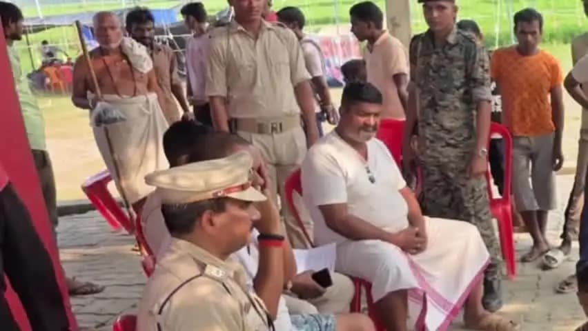 इटाढ़ी: मुफस्सिल थाना क्षेत्र में पंडाल के पास 3 वर्षीय बच्चे से अप्राकृतिक यौनचार, आरोपी गिरफ्तार