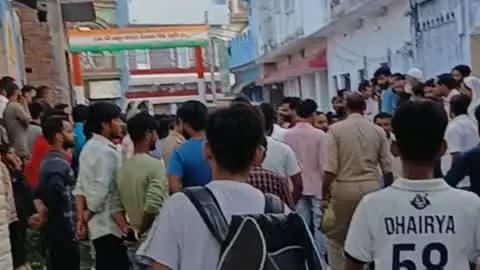 आंवला: आंवला में अंधाधुंध फायरिंग के दौरान राहगीर की मौत, प्रेम प्रसंग में दो पक्षों के विवाद के बाद चलीं गोलियां; दो गिरफ्तार