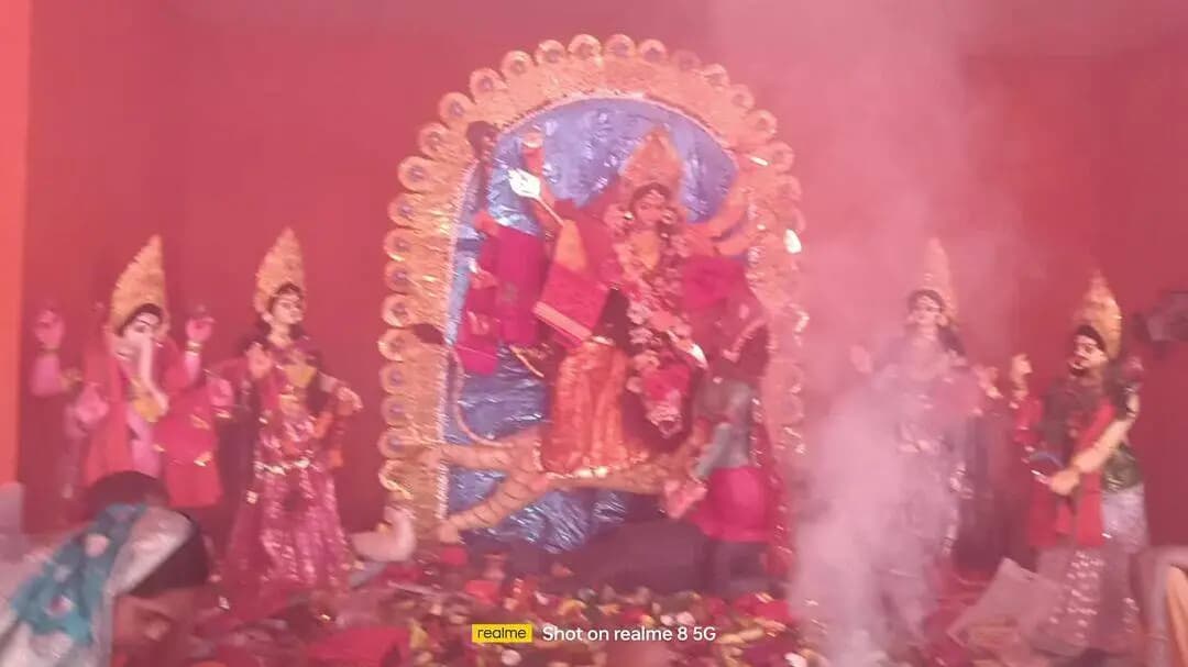 पालकोट टेगारिया। अष्टम। दुर्गा पूजा। बसंत।भिक्षा।।बुथशेवर।दास।के। पुजारी।के। द्वारा।पुजा।सपन। हुए