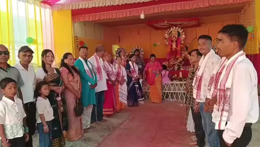 ঢেকিয়াজুলি ভাগ: বেলশিৰি ৰেলৱে ষ্টেচনত অনুষ্ঠিত হৈছে শ্ৰীশ্ৰী শাৰদীয় দুৰ্গা পূজা