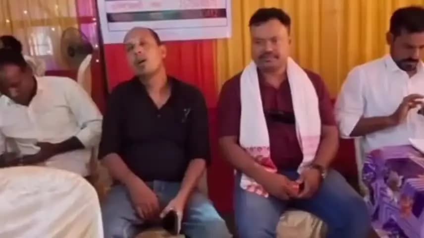সাপেখাতী: গৌৰৱোজ্জ্বল ১০০ বছৰত সাপেখাতী চাৰিআলি সাৰ্বজনীন শ্ৰীশ্ৰী দুৰ্গাপূজা, শতবৰ্ষক লৈ ব্যাপক উছাহ-উদ্দীপনা।