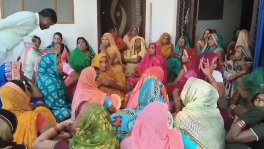 सोहावल: तेज रफ्तार कार की टक्कर से बाइक सवार दो ग्रामीणों की मौत, गांव में छाया मातम