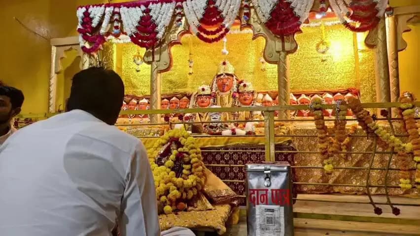 शाजापुर: नवरात्रि पर विधायक अरुण भीमावद बिजाना स्थित मां तारा शक्तिपीठ पहुंचे, दर्शन कर क्षेत्र की सुख-शांति की कामना की