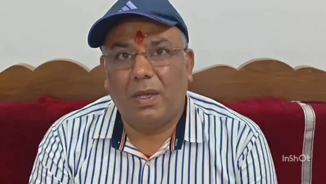 सिमरिया: इटखोरी में मां भद्रकाली के दरबार से विधायक कुमार उज्जवल ने विरोधियों पर साधा निशाना, कहा 'मैं सनातनी हूं'