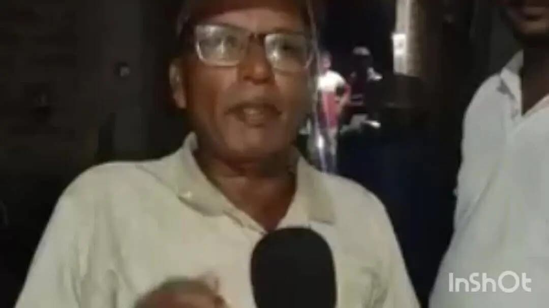 सरायगढ़ भपटियाही: सरायगढ़ में घर से निकला 6 फीट लंबा धामन सांप, जिला टीम ने किया रेस्क्यू; जानिए इसकी खासियत, क्या कुछ कहे रेस्क्यू टीम,दे
