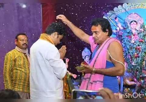 ଝାରସୁଗୁଡା: ଝିର୍ଲାପାଲିରେ ମା’ ଦୁର୍ଗାଙ୍କ ପୂଜା ମହୋତ୍ସବରେ ଯୋଗଦେଲେ ବିଧାୟକ ଟଙ୍କଧର ତ୍ରିପାଠୀ