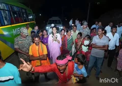 ଝାରସୁଗୁଡା: କୁଲେମୁରାରେ ଶାରଦୀୟ ଦୁର୍ଗାପୂଜା ମହୋତ୍ସବରେ ଯୋଗଦେଲେ ପୂର୍ବତନ ବିଧାୟିକା ଦୀପାଳି ଦାସ