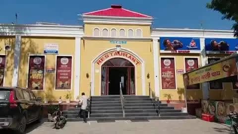 SGM रेस्टोरेंट बरनावा: स्वाद, सुकून और खुशियों का संगम,जहां स्वाद के साथ मिलता है अपनापन
डॉ संदीप दहिया