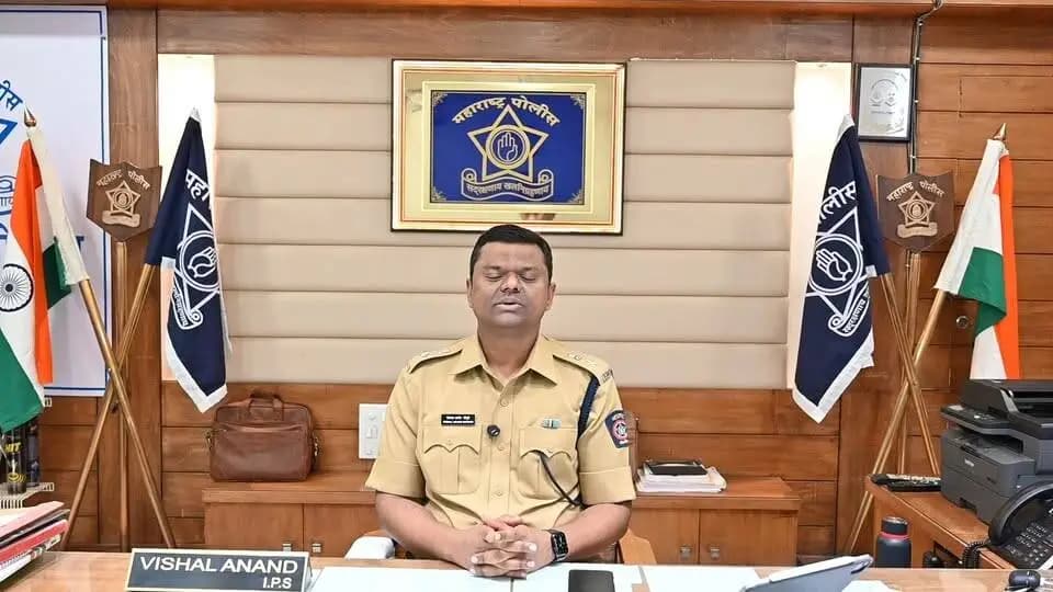 मा. पोलीस अधीक्षक, धुळे श्री. विशाल आनंद सो. यांचे नवरात्रोत्सवाच्या पार्श्वभूमीवर धुळे जिल्ह्यातील नागरिकांना महत्त्वाचे आवाहन! शांतता, महिला सुरक्षा अन् ट्रॅफिक नियोजनाबाबत मुख्य संदेश!