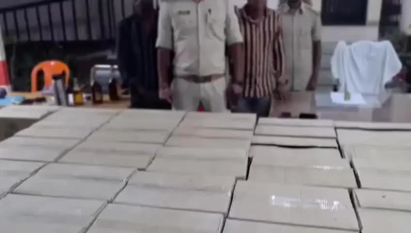जोकीहाट: जोकीहाट में 4401 लीटर शराब बरामद