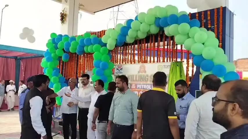 बलिया जिले में वाहन चालकों और यात्रियों के लिए एक बड़ी खुशखबरी सामने आई है। रोडवेज बस अड्डा से गड़वार रोड में महज 4 किलोम