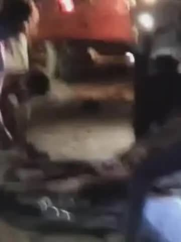 फतेेहपुर: यूपी में रोटावेटर की चपेट में आने से युवक का कटा सिर, दर्दनाक मौत; शव देखकर पत्नी की हालत बिगड़ी