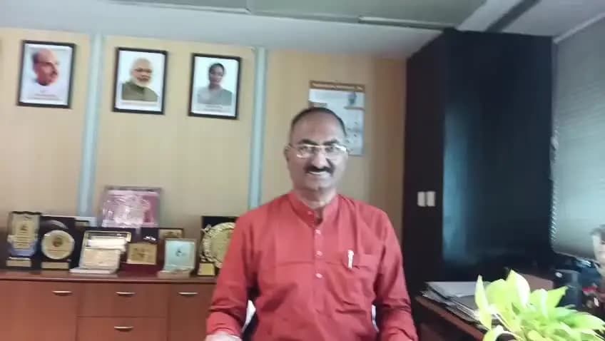 दिल्ली नगर निगम ने 505 कच्चे कर्मचारियों को स्थायी किया: चेयरमैन, डेम्स, एमसीडी