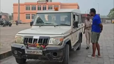 ଭଦ୍ରକ ଗ୍ରାମାଞ୍ଚଳ: ଭଦ୍ରକ ତ୍ରିସଲ ପୁର ଛକରେ ଘରୋଇ ଆମ୍ବୁଲାନ୍ସ ଦୁର୍ଘଟଣା, ଆଖି ବୁଜିଲେ ଆଇ ନାତୁଣୀ
