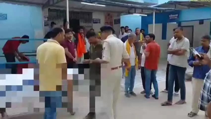 जमुई: मनिअड्डा के पास दो बाइक की टक्कर में घायल पुलिस जवान की इलाज के दौरान सदर अस्पताल में हुई मौत, एक व्यक्ति घायल