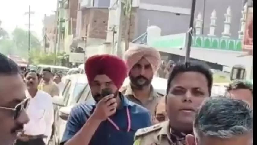 एकंगरसराय: पंजाब के राज्यपाल गुलाबचंद कटारिया एकंगरसराय पहुंचे, निरंजन प्रसाद के घर हुआ उनका स्वागत