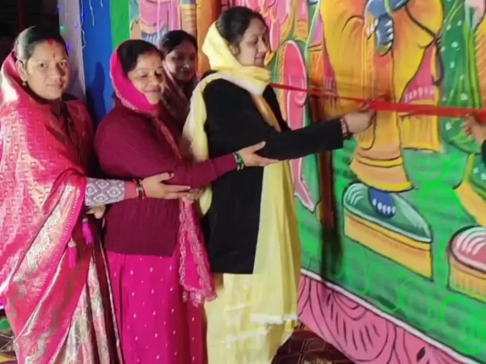 पाटी: गोली बिरगुल में रामलीला मंचन का शुभारंभ हुआ