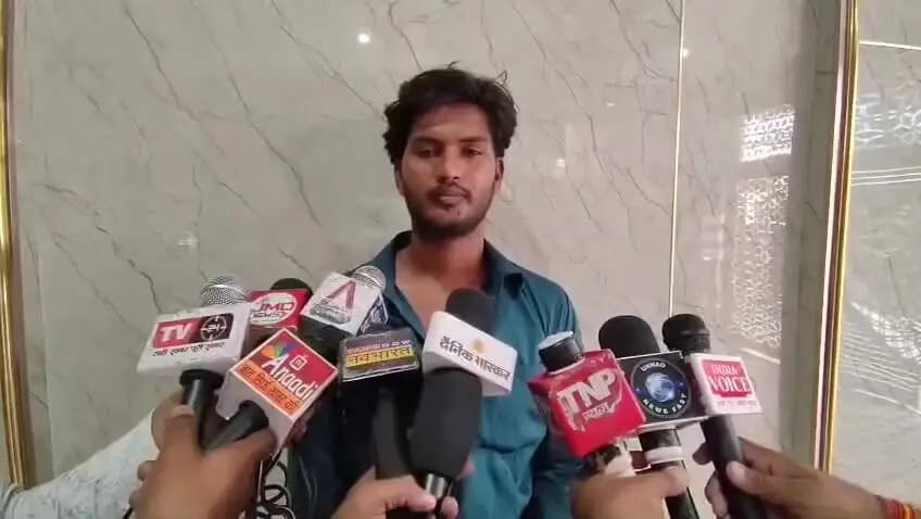 उन्नाव: उन्नाव के पतारी गांव निवासी पीड़ित ने लेखपाल पर अवैध वसूली का आरोप लगाया, सुनिए पीड़ित की मुंह जुबानी