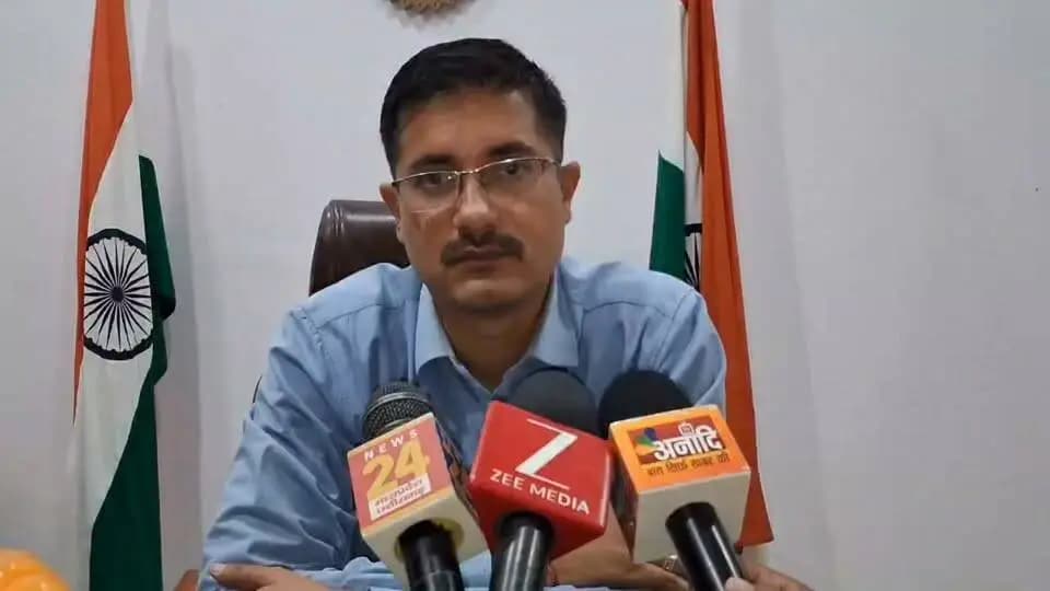 ➡️ दुर्गा प्रतिमा विसर्जन के संबंध में कलेक्टर श्री ऋषव गुप्ता ने नागरिकों से की अपील
Jansampark Madhya Pradesh
General Administration Department, MP
Department of Culture, Madhya Pradesh
Department of Urban Development & Housing MP
#khandwa