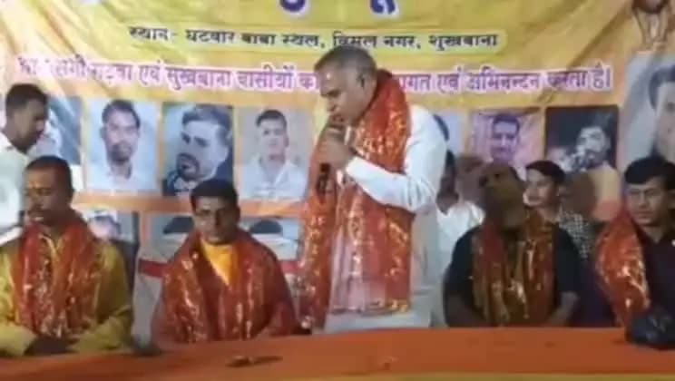 गढ़वा: महानवमी पर समाजसेवी अलख नाथ पांडेय महाभंडारे में हुए शामिल, मां दुर्गा के दर्शन भी किए