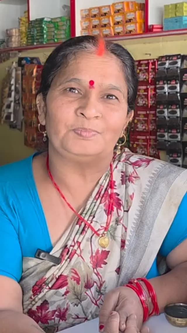 महतारी वंदन योजना से शिमला देवी के किराना व्यवसाय को मिला आर्थिक संबल, हर महीने मिलने वाली एक हजार रुपये की राशि से छोटी-छोटी आर्थिक जरूरतों को पूरा करना हुआ आसान
#VishnuBhaiya #WCD #Surguja #महतारीवंदन
@chhattisgarhcmo @dpr.chhattisgarh @wcd_cg