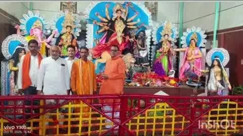 ठाकुरगंगटी: पूर्व विधायक अशोक कुमार ने चपरी, दिग्घी, भगैया मोरडीहा सहित दुर्गा मंदिरों में माथा टेका, क्षेत्र की खुशहाली की कामना की