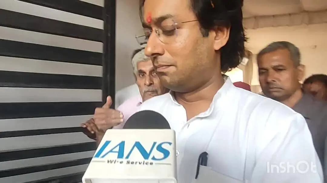 राघोगढ़: पूर्व सीएम दिग्विजय सिंह की सत्य सनातन यात्रा 1 नवंबर को गुना जिले में करेगी प्रवेश, विधायक जयवर्धन सिंह ने दी जानकारी