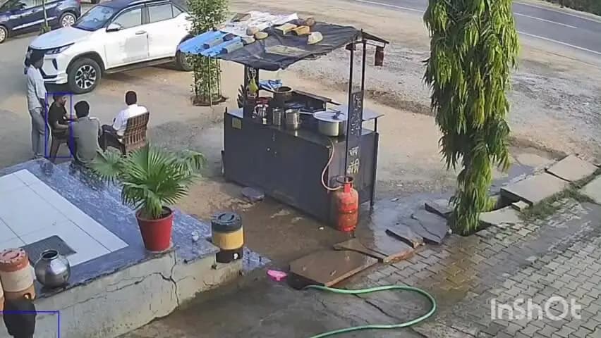 कोटड़ी: कुंडी चौराहे के पास स्कॉर्पियो की टक्कर से बाइक सवार गंभीर रूप से घायल, चालक फरार