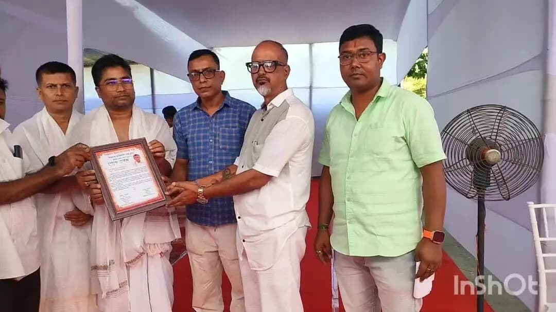 বিশ্বনাথ: বিহালীৰ বিধায়ক মুনীন্দ্ৰ দাসৰ পিতৃৰ বিয়োগত বিশ্বনাথ জিলা সাংবাদিক সন্থা আৰু বিশ্বনাথ চাৰিআলি প্ৰেছ ক্লাবৰ শোক
