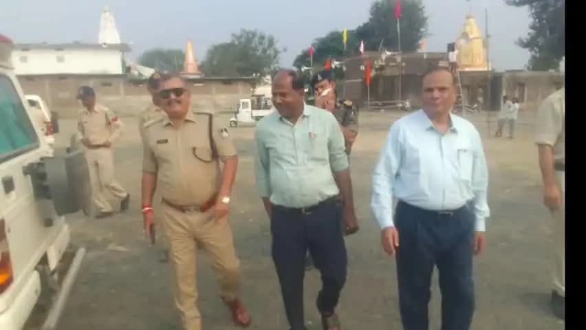 राजगढ़: दशहरे को लेकर एडीएम और एडिशनल एसपी ने रावण दहन स्थल का किया निरीक्षण