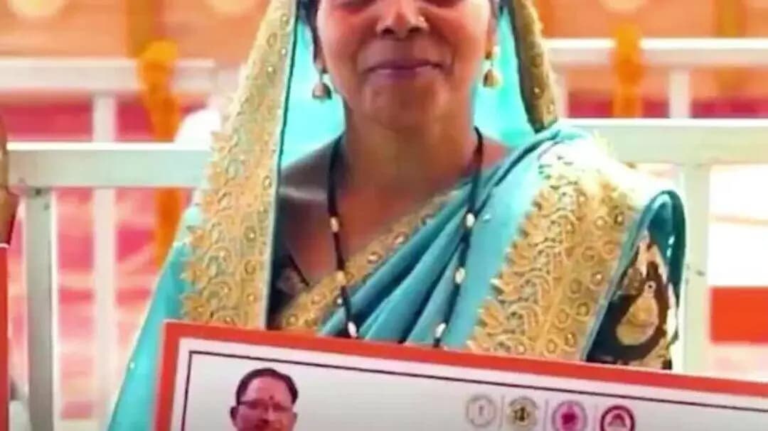 बलौदाबाज़ार: बलौदाबाजार में महतारी वंदन योजना से महिलाओं के व्यवसाय को मिल रहा संबल, परिवार के खर्च में हो रही मदद
