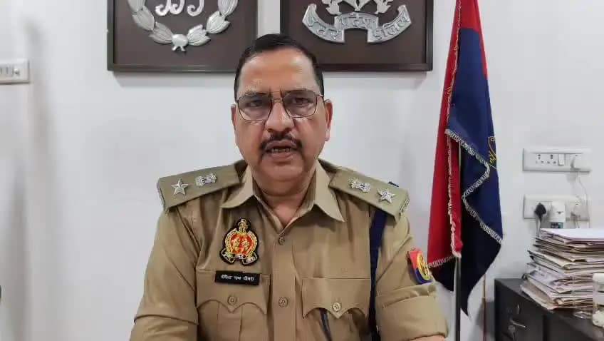 कानपुर: सेन पश्चिम पारा थाना क्षेत्र में दो युवतियों के साथ मनचलों ने की छेड़छाड़, पुलिस ने दो युवकों को लिया हिरासत में