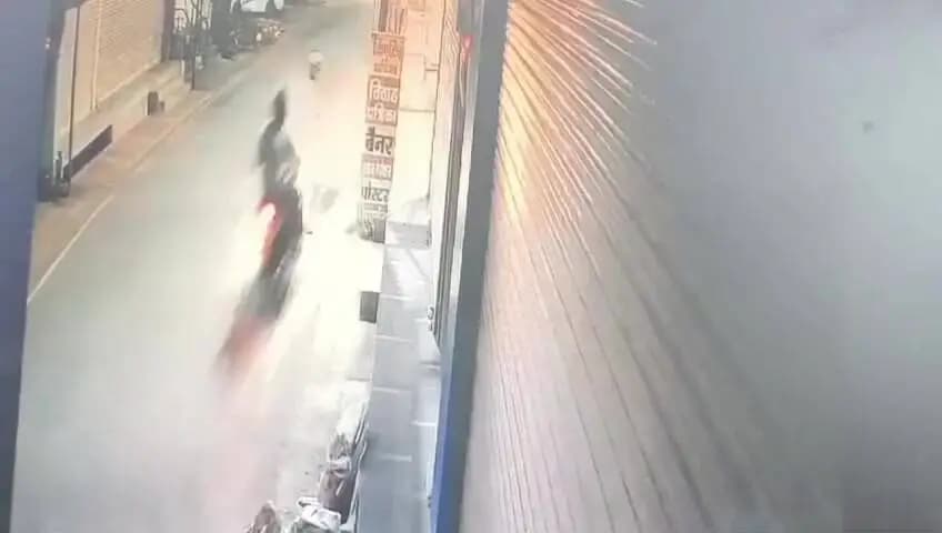 बड़वानी: शहर के बोहरावाड़ी में नमाज पढ़कर लौट रहे बुजुर्ग की बाइक सवार की टक्कर से मौत, समाजजनों ने जताया रोष