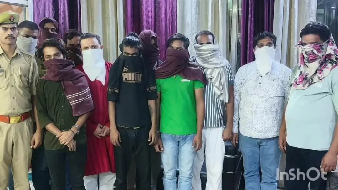 गाज़ियाबाद: यूपी के कौशांबी थाना क्षेत्र में 3 स्पा सेंटरों पर छापामार कार्रवाई, 20 युवतियों का रेस्क्यू; 11 युवक गिरफ्तार