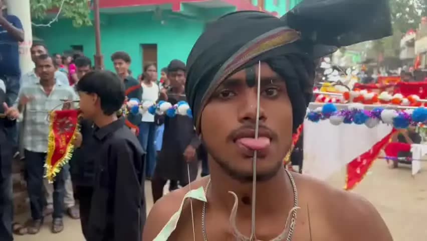 कसडोल: कसडोल में 30 वर्षों से जारी सांग बाना ज्वारा विसर्जन की परंपरा, भव्य शोभायात्रा के साथ गतवा तालाब में हुआ विसर्जन