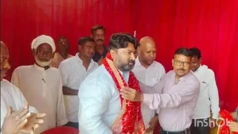 उधवा: उधवा प्रखंड में सांसद और विधायक ने विभिन्न पूजा पंडालों का भ्रमण किया, पूजा समितियों ने किया जोरदार स्वागत