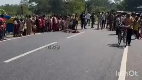 खूंटपानी: चाईबासा-चक्रधरपुर मार्ग पर दर्दनाक हादसा, साइकिल सवार की मौत; मुआवजे को लेकर ग्रामीणों ने किया सड़क जाम