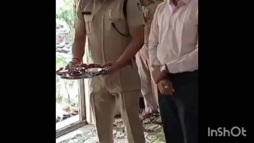 कुक्षी: कुक्षी थाने में विजयादशमी पर विधि-विधान से शस्त्र और वाहन पूजन, एक बुराई त्यागने का आव्हान