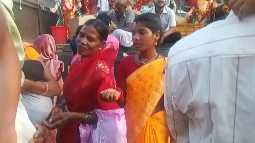ग्राम पंचायत शंकरगढ़ दुर्गा विसर्जन धूमधाम से मनाया जा रहा है अजीजी 24 न्यूज रिपोर्टर बिंदेश्वर मानिकपुरी