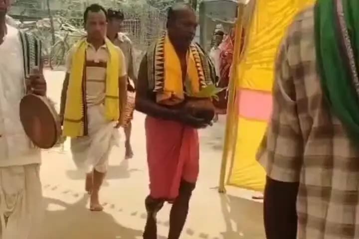 ବୀରମହାରାଜପୁର: ସିଂଢୋଲ କେନ୍ଦ୍ରର ସୁଦ ସମାଜ ପକ୍ଷରୁ ପବିତ୍ର ଦଶହରା ମହୋତ୍ସବ ପାଳିତ