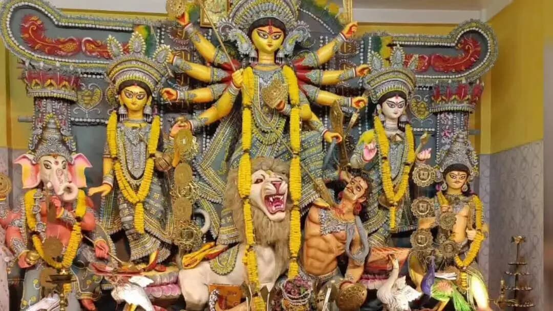 বারুইপুর: পুজো পরিক্রমা ২০২৬ | বারুইপুর পূর্ব স্টেশন সংলগ্ন সুবুদ্ধিপুর বেলতলা আদিবাসী দুর্গাপুজো