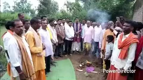 ନବରଙ୍ଗପୁର ପୋଲିସ ଷ୍ଟେସନ: ନୂଆପାରା ଠାରେ ସ୍ୱାମୀ ଶିବାନନ୍ଦ ଆଶ୍ରମରେ ଭିତ୍ତିପ୍ରସ୍ତର କାର୍ଯ୍ୟକ୍ରମରେ ଯୋଗଦେଲେ ମନ୍ତ୍ରୀ