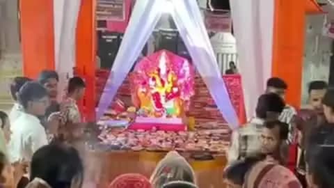 रेवदर: रेवदर में गरबा महोत्सव की धूम, माता रानी को अर्पित किया गया छप्पन भोग, बुडेश्वर गरबा मंडल के आयोजन में उमड़ी श्रद्धा