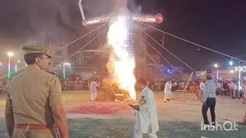 बिंदकी: बिंदकी में डीएम के आदेश पर अहंकारी रावण का पुतला जलाया गया, एक कैबिनेट मंत्री, दो विधायक और एसपी रहे मौजूद