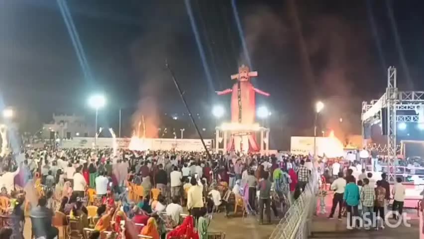 कपासन: कपासन में एक घंटे तक भव्य आतिशबाजी के बाद रावण, मेघनाद व कुंभकर्ण का हुआ दहन