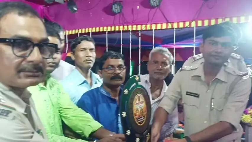জয়নগর ১: সুন্দরবনের মৈপিঠ কোস্টাল থানার ‘পুজো পরিক্রমা ২০২৬’, সেরার শিরোপা পেল তিন দুর্গাপুজো কমিটি
বিগত বছরের ধারাবাহিকতা বজা